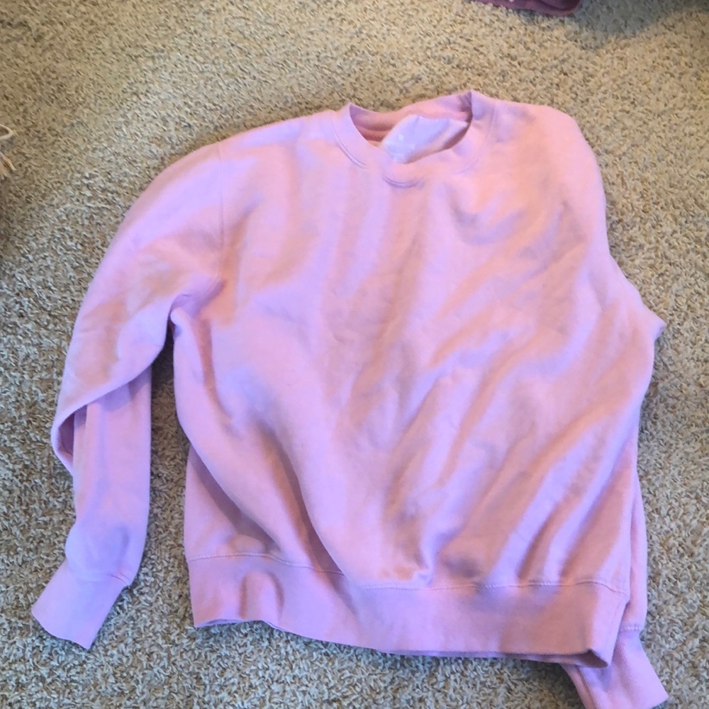 pink sweatshirt
